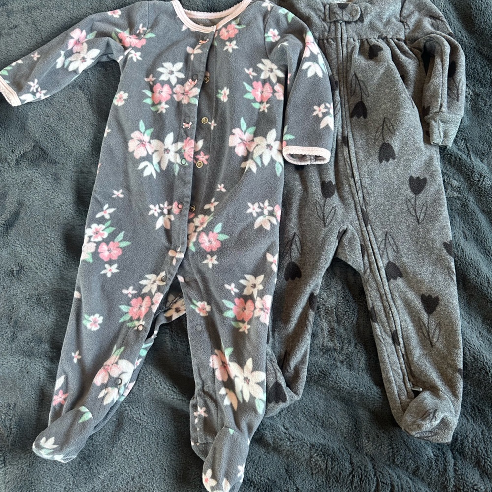 Carter's Gray and Pink Floral Baby Fleece PJs | 9 mos